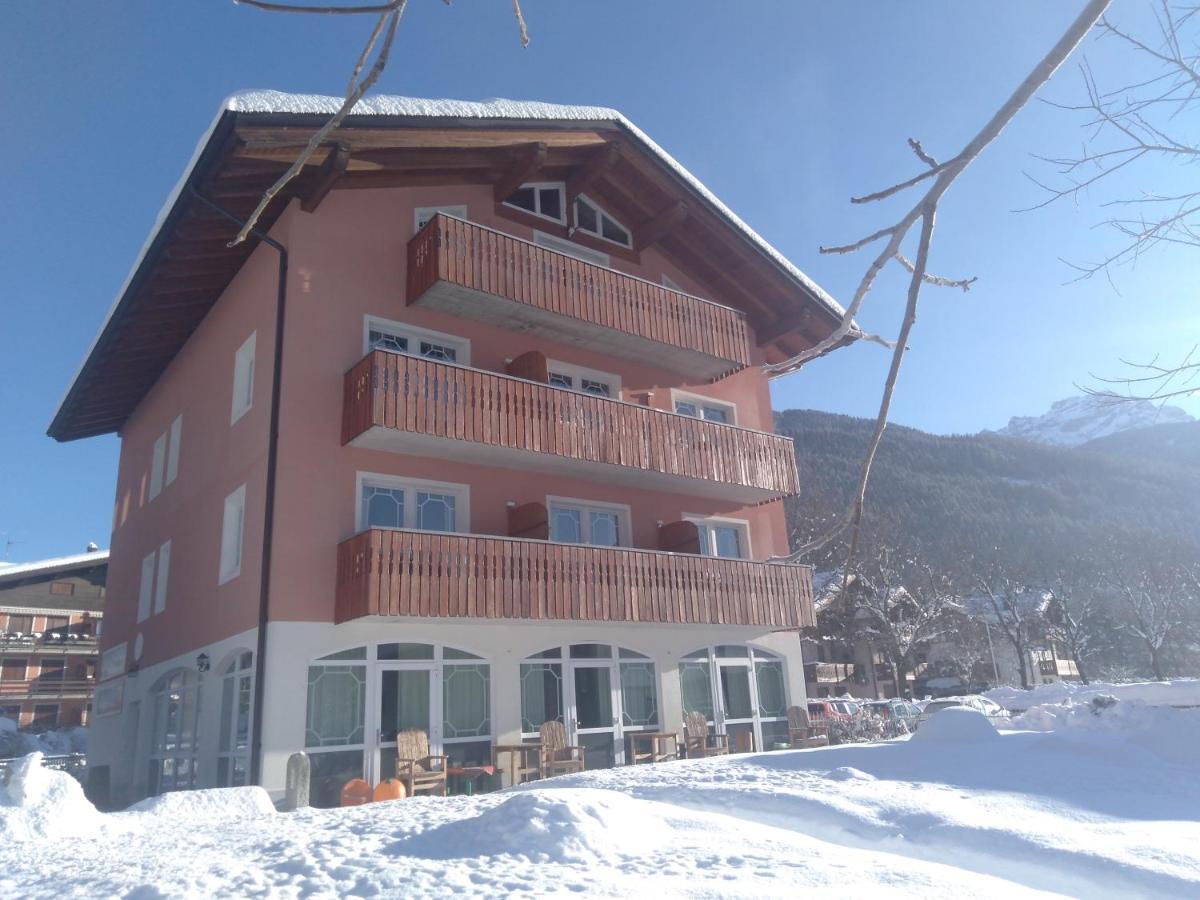 Hotel Garni Al Nardis 카리솔로 외부 사진