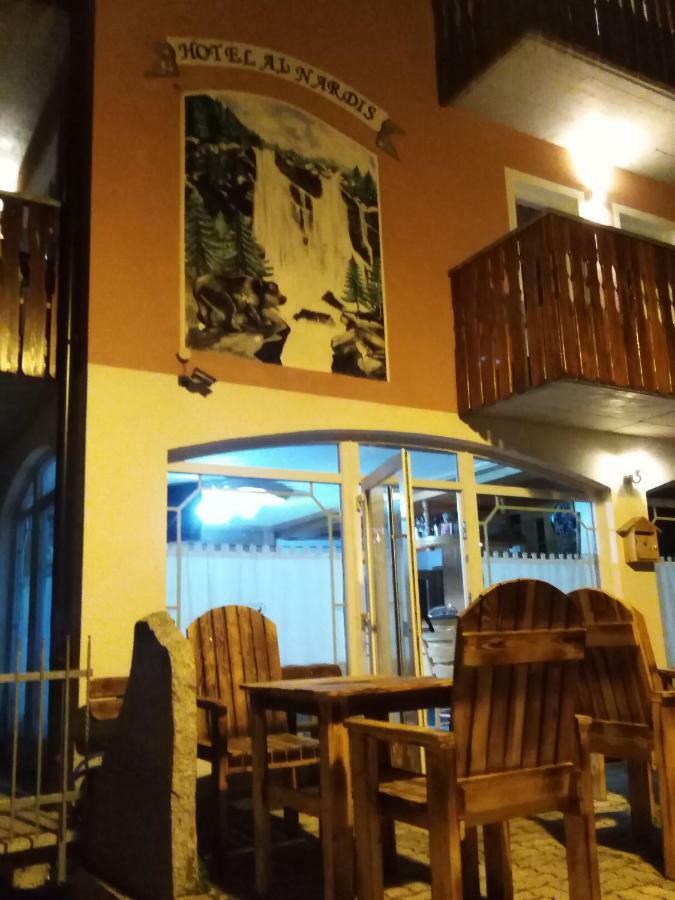 Hotel Garni Al Nardis 카리솔로 외부 사진