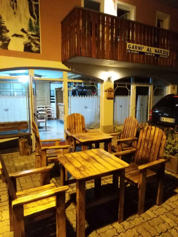 Hotel Garni Al Nardis 카리솔로 외부 사진
